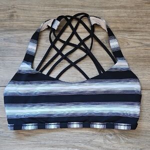 Lululemo Free to be Wild Sports Bra